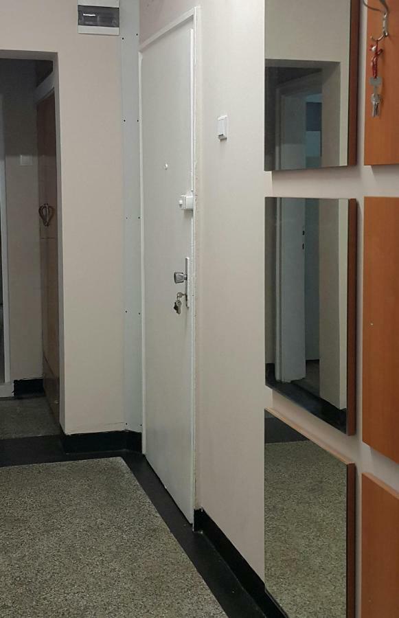 Super Center-Huge 2 Bedrooms Apartment 부르가스 외부 사진
